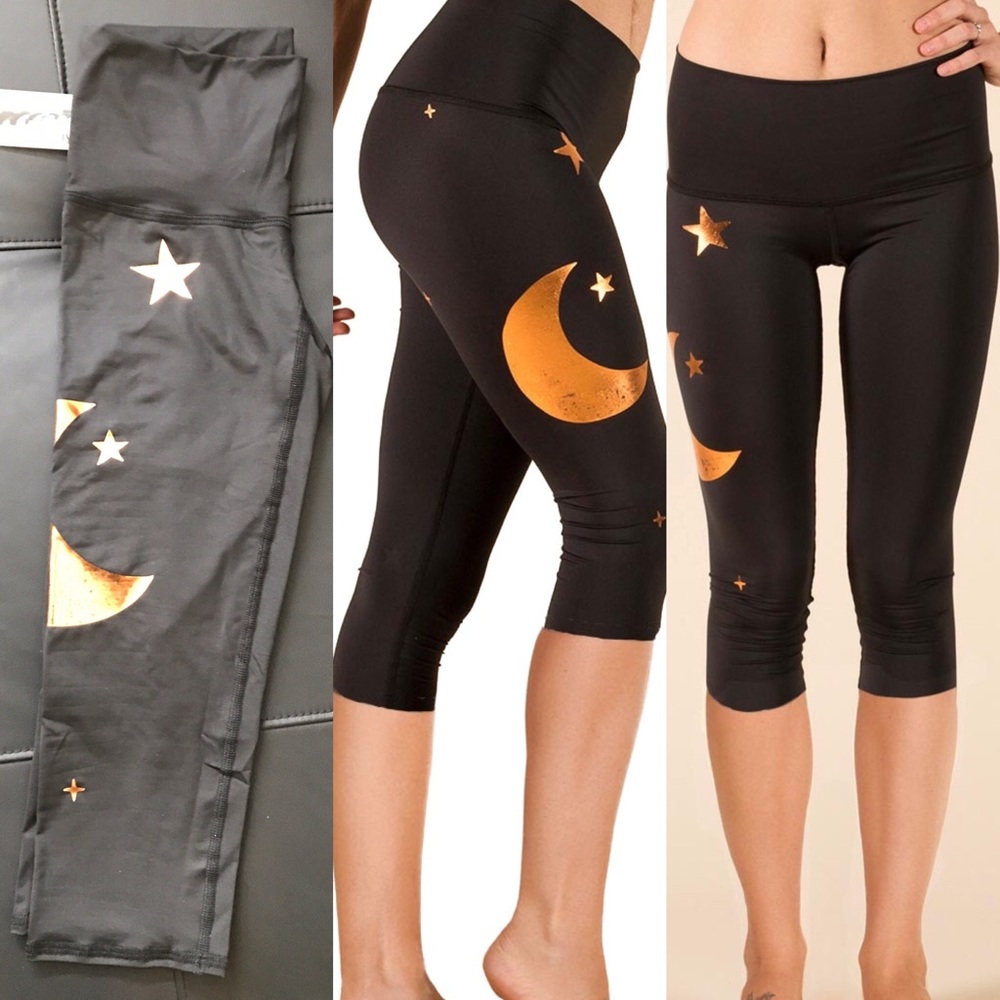 NWT Teeki Goddess Capri Leggings Magic Hat size Small